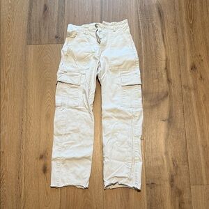 Hollister Women's Cream High Rise Jeans